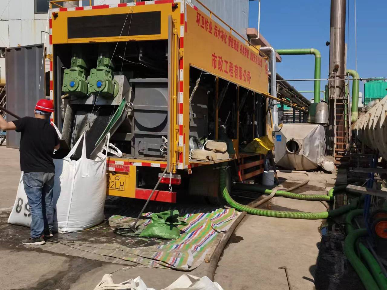 马鞍山淤泥压干处理